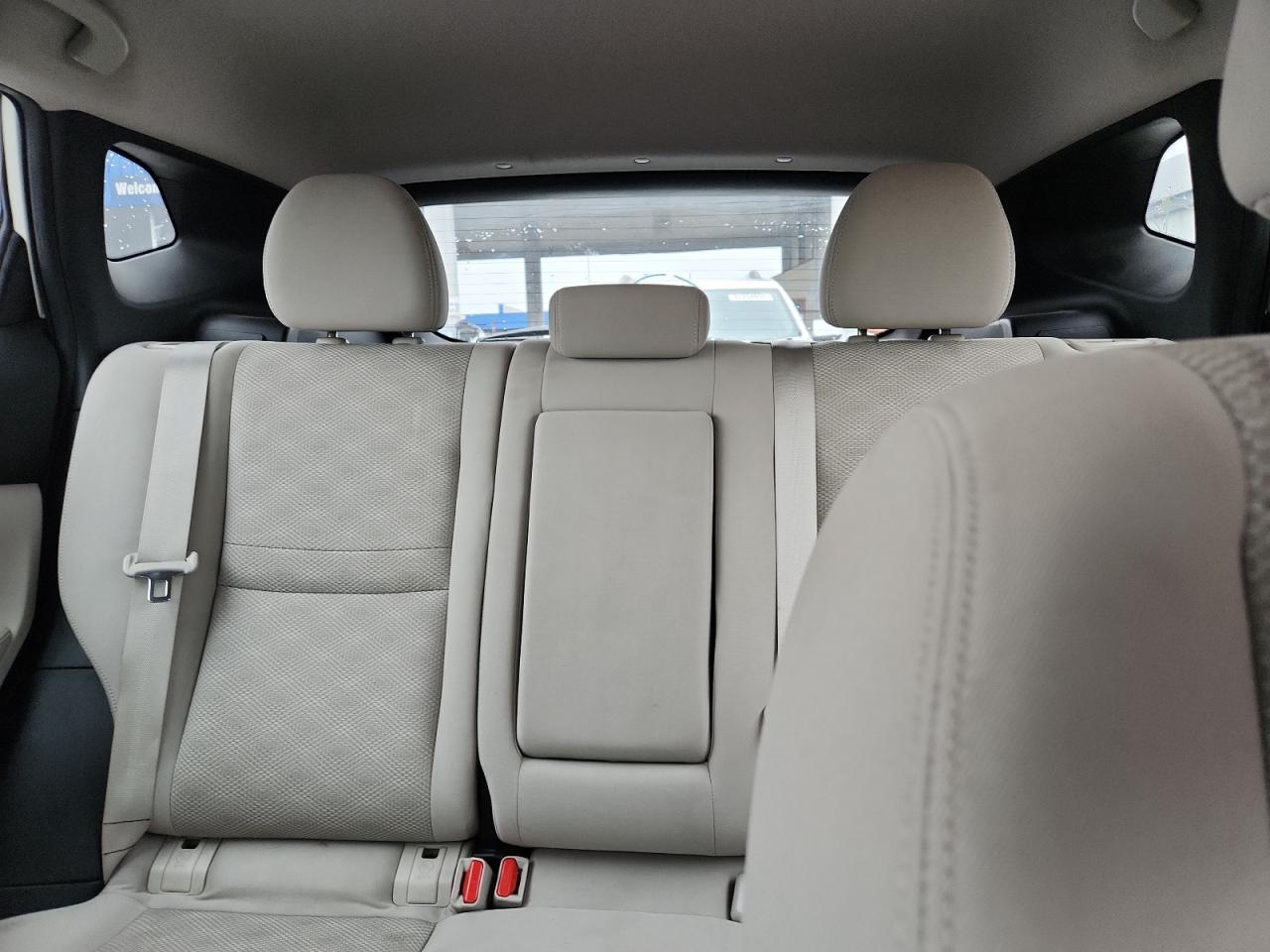 Nissan Rogue S Image 9