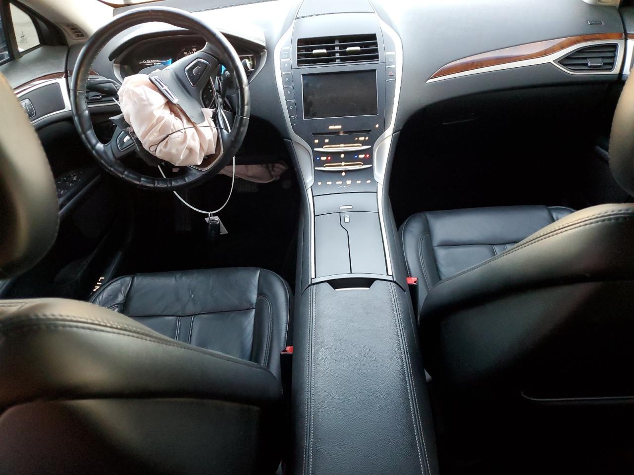 Lincoln MKZ Hybrid Image 6