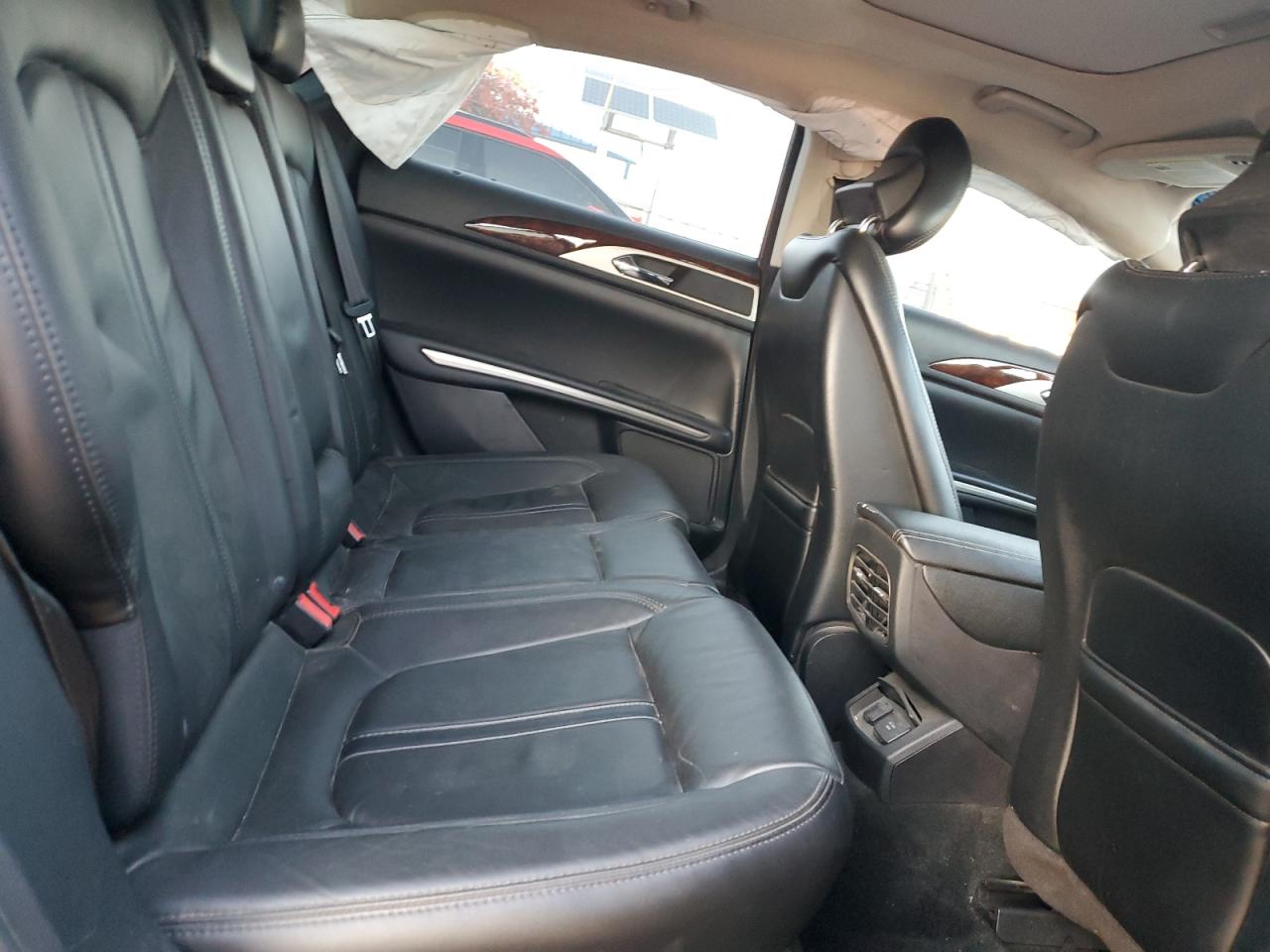 Lincoln MKZ Hybrid Image 12