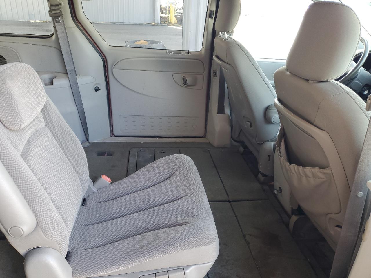 Dodge Caravan Sxt Image 11