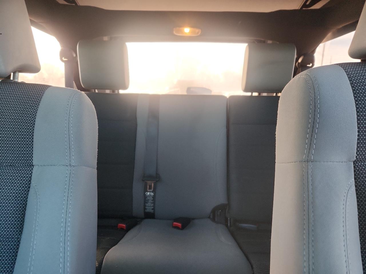 Jeep Wrangler X Image 9