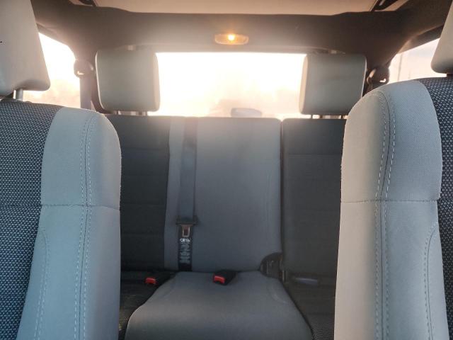 Jeep Wrangler X Image 9