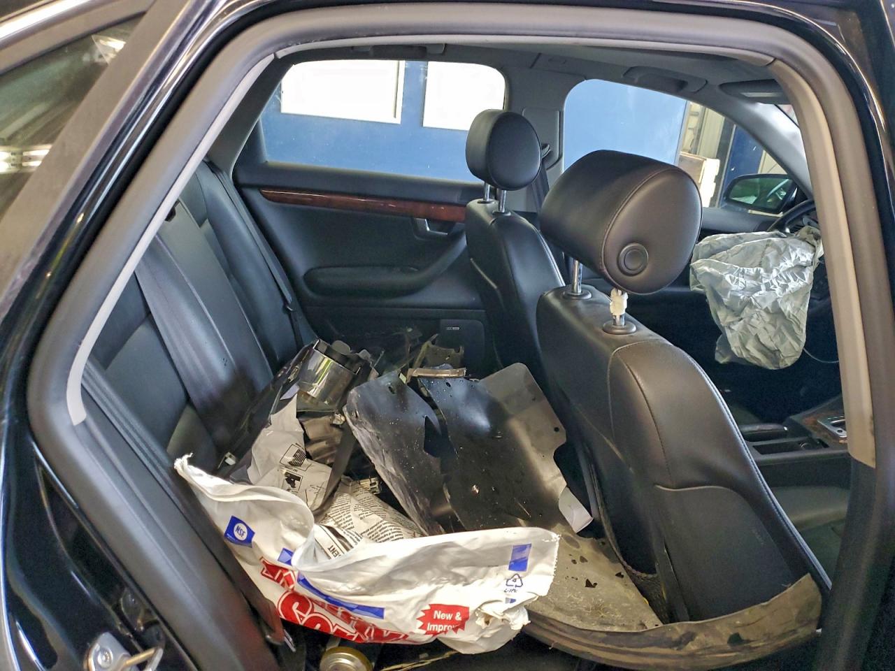 Audi A4 3.0 Quattro Image 7