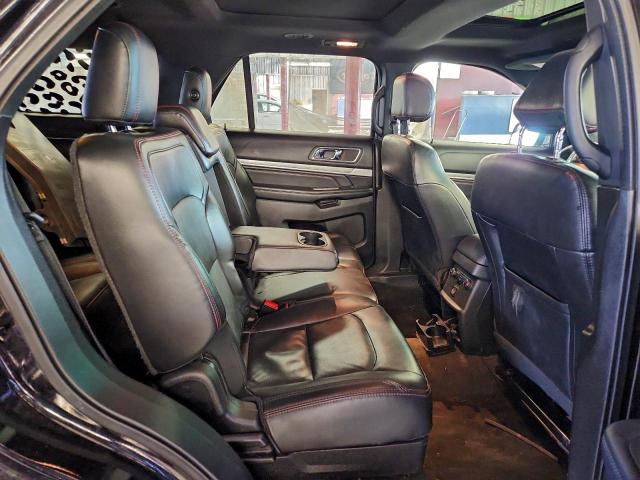 Ford Explorer Sport Image 6