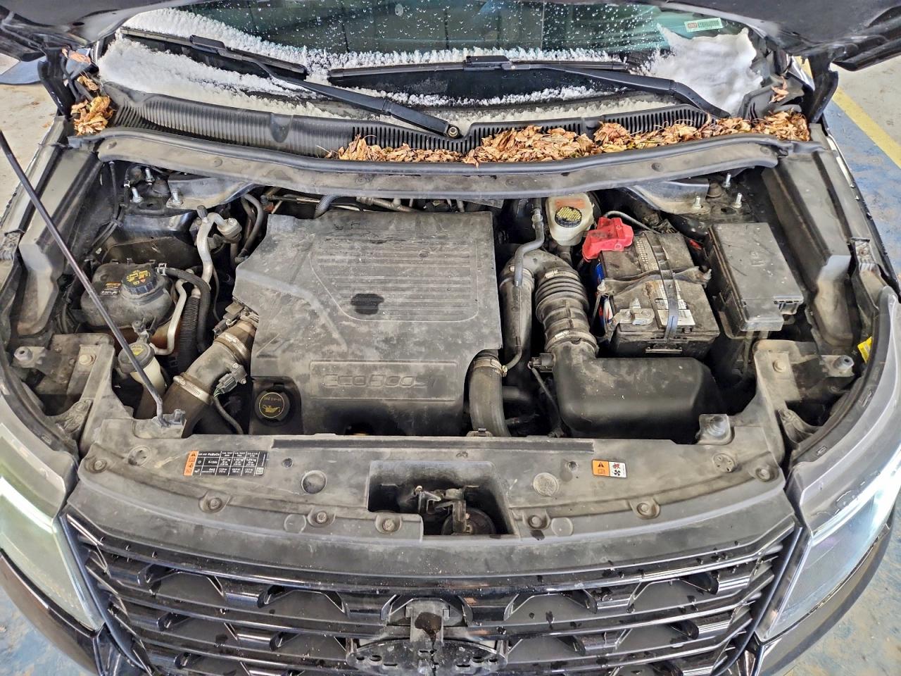 Ford Explorer Sport Image 11