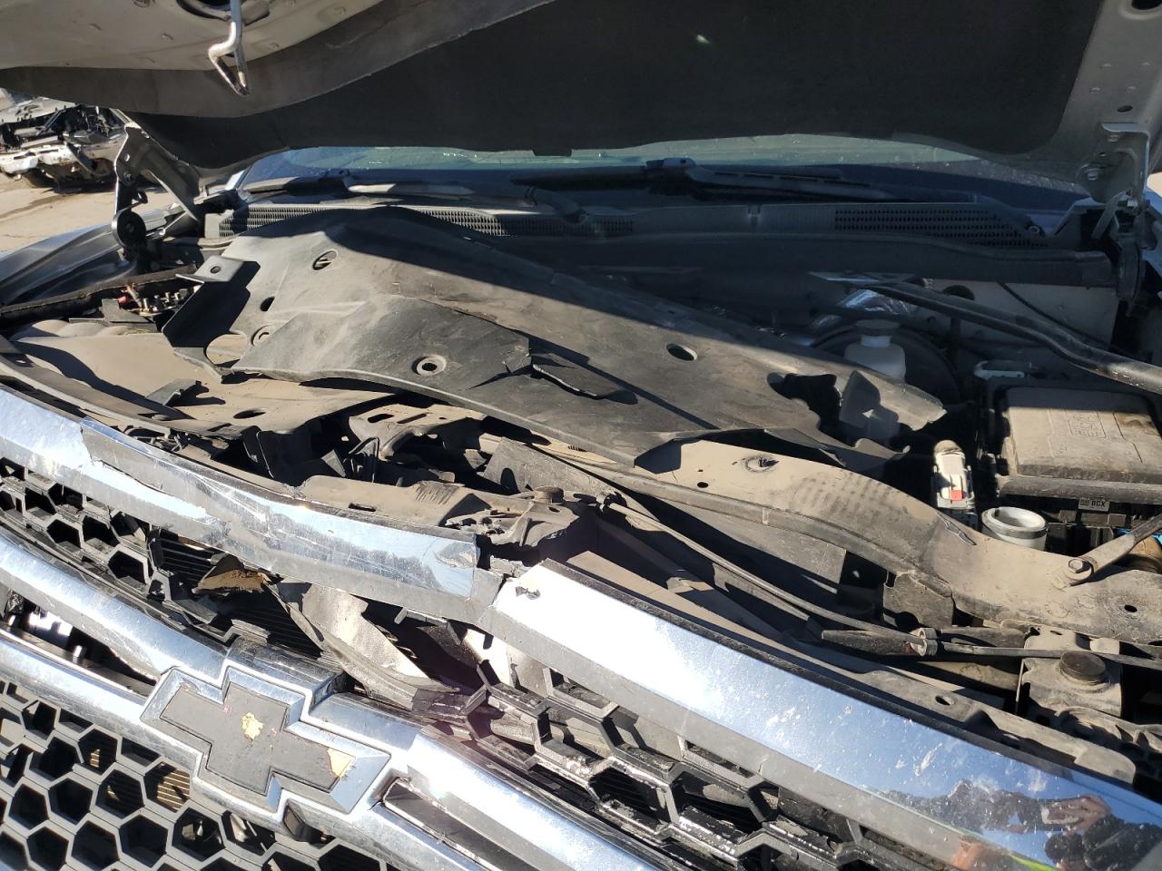 Chevrolet Silverado K1500 Ltz Image 9