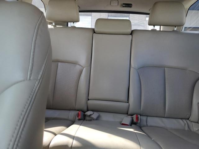 Subaru Outback 2.5i Limited Image 10