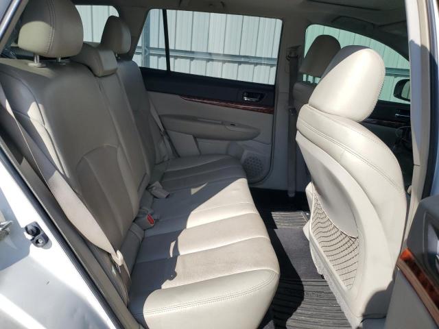 Subaru Outback 2.5i Limited Image 13