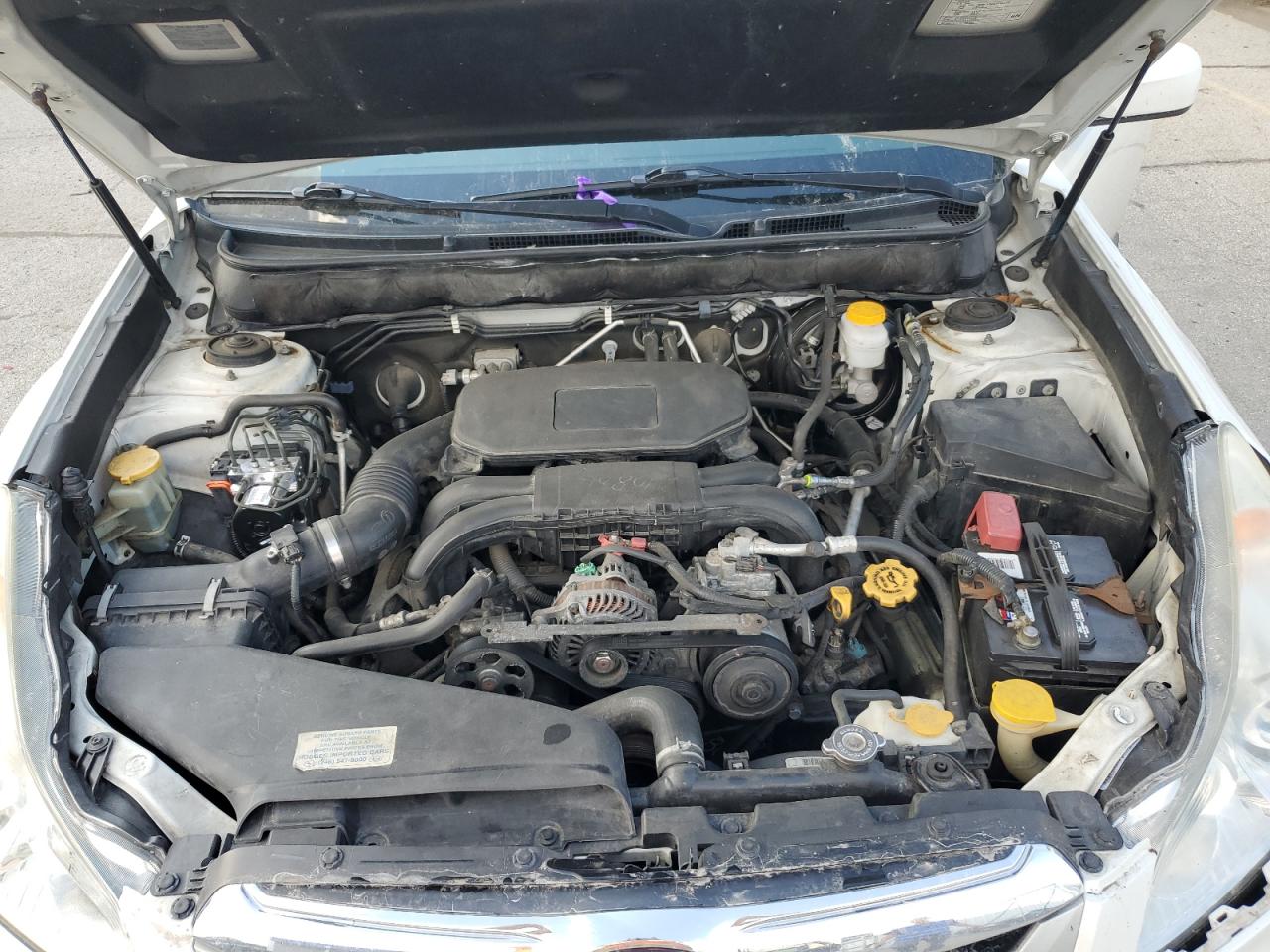 Subaru Outback 2.5i Limited Image 11