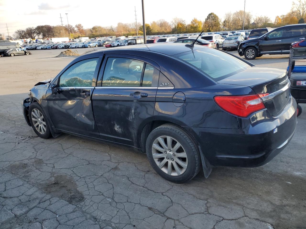Chrysler 200 Touring Image 4