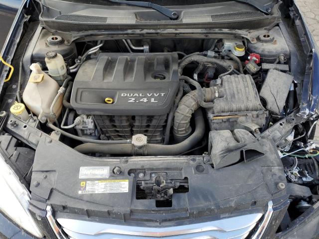 Chrysler 200 Touring Image 3