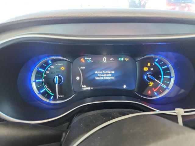 Chrysler Pacifica Hybrid Limited Image 11