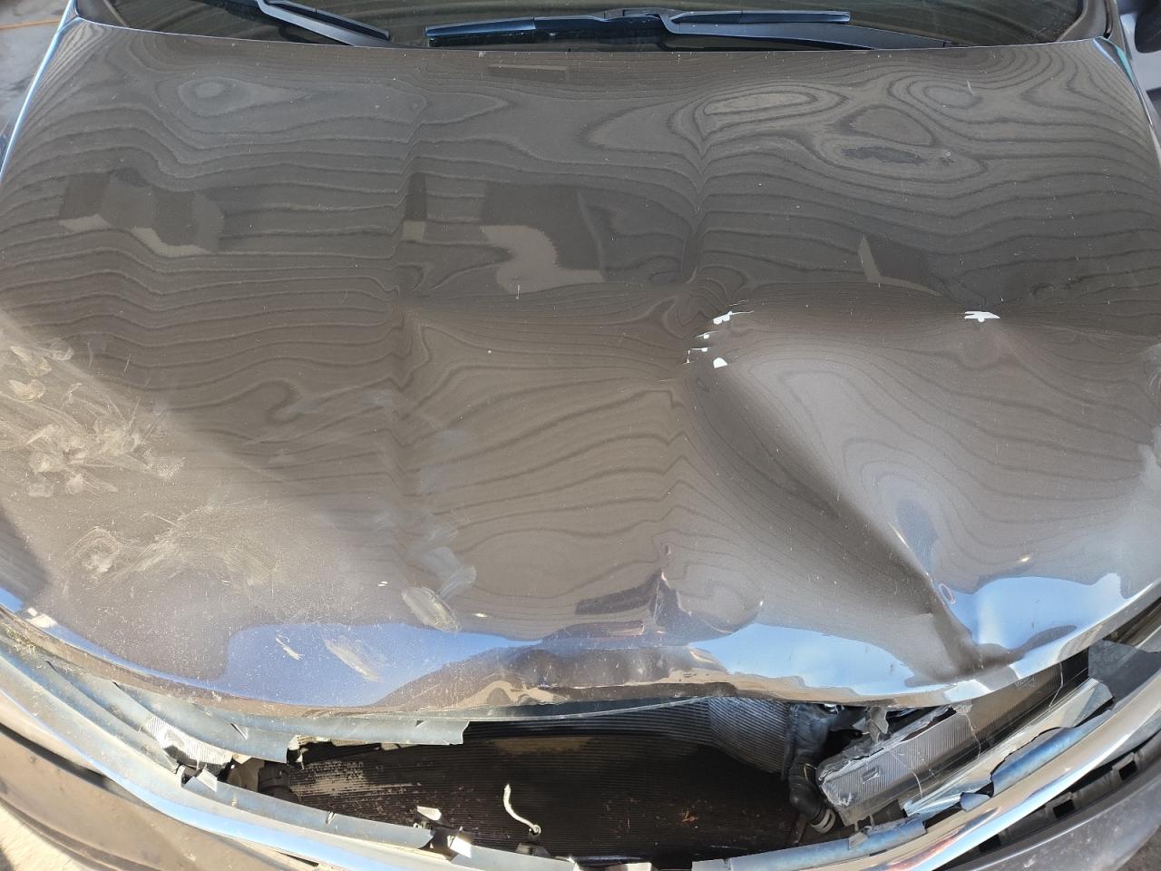 Chrysler Pacifica Hybrid Limited Image 4