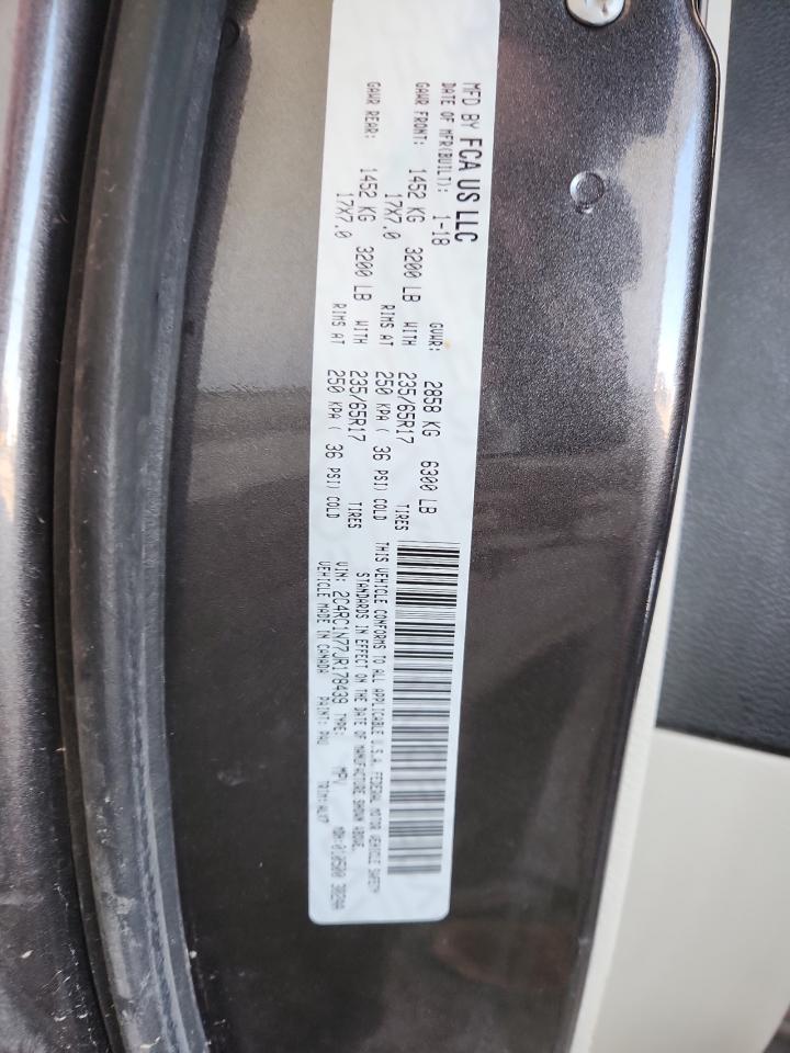 Chrysler Pacifica Hybrid Limited Image 3