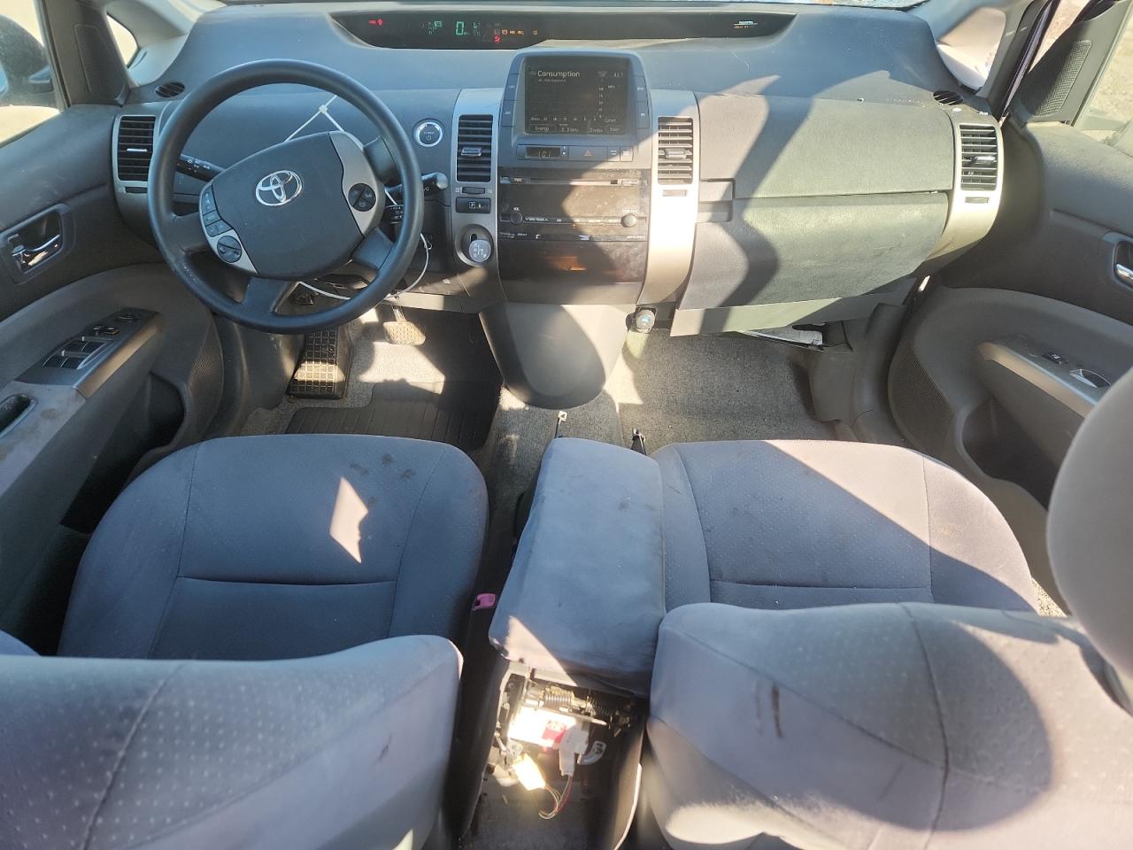 Toyota Prius Image 3