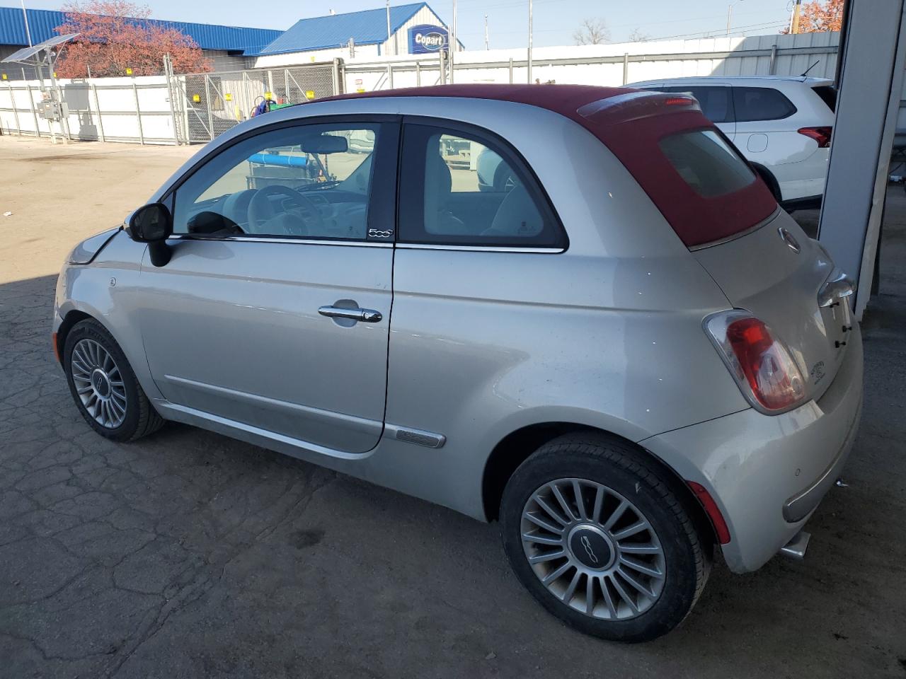 FIAT 500 Lounge Image 3