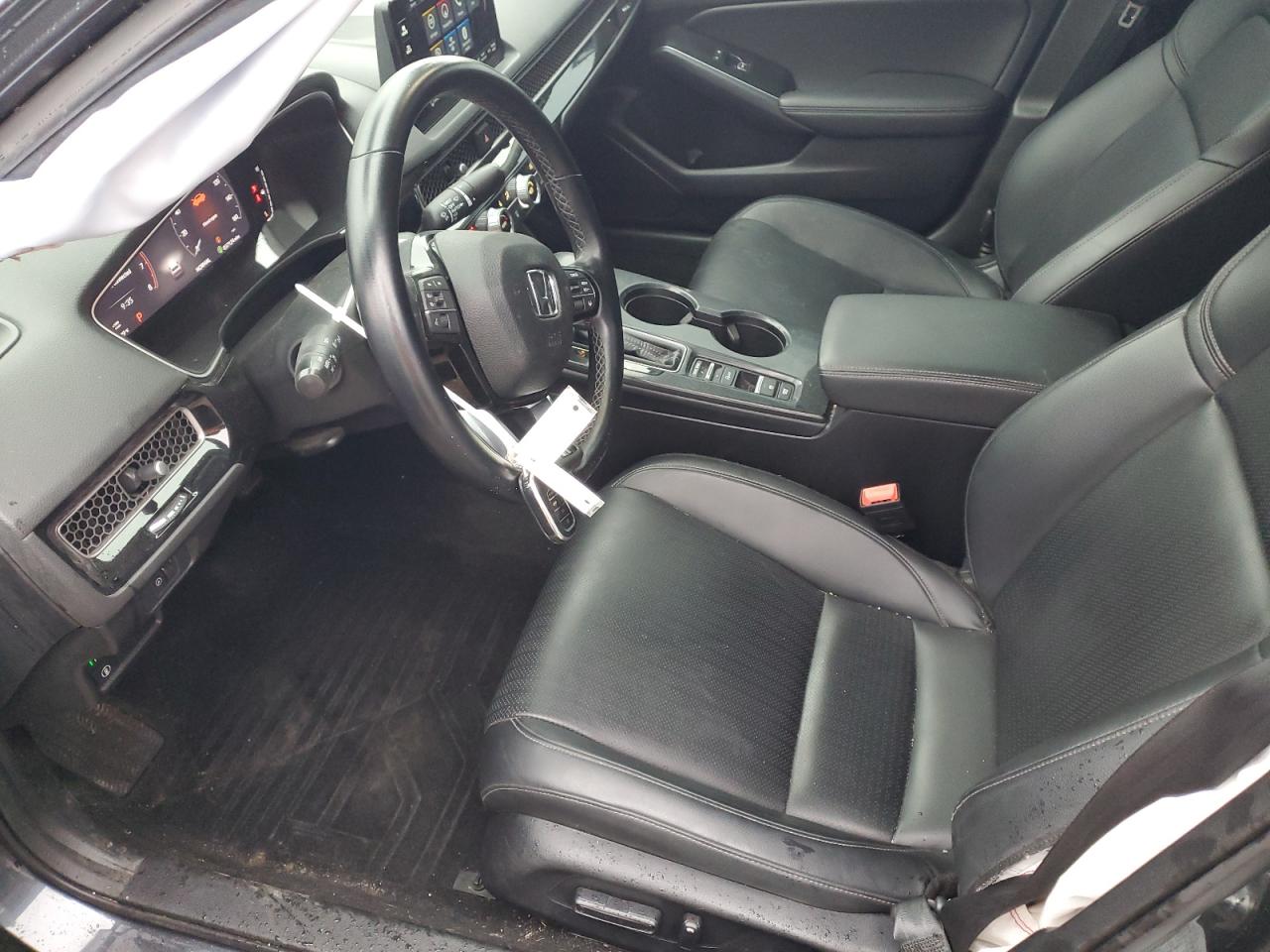 Honda Civic Touring Image 3