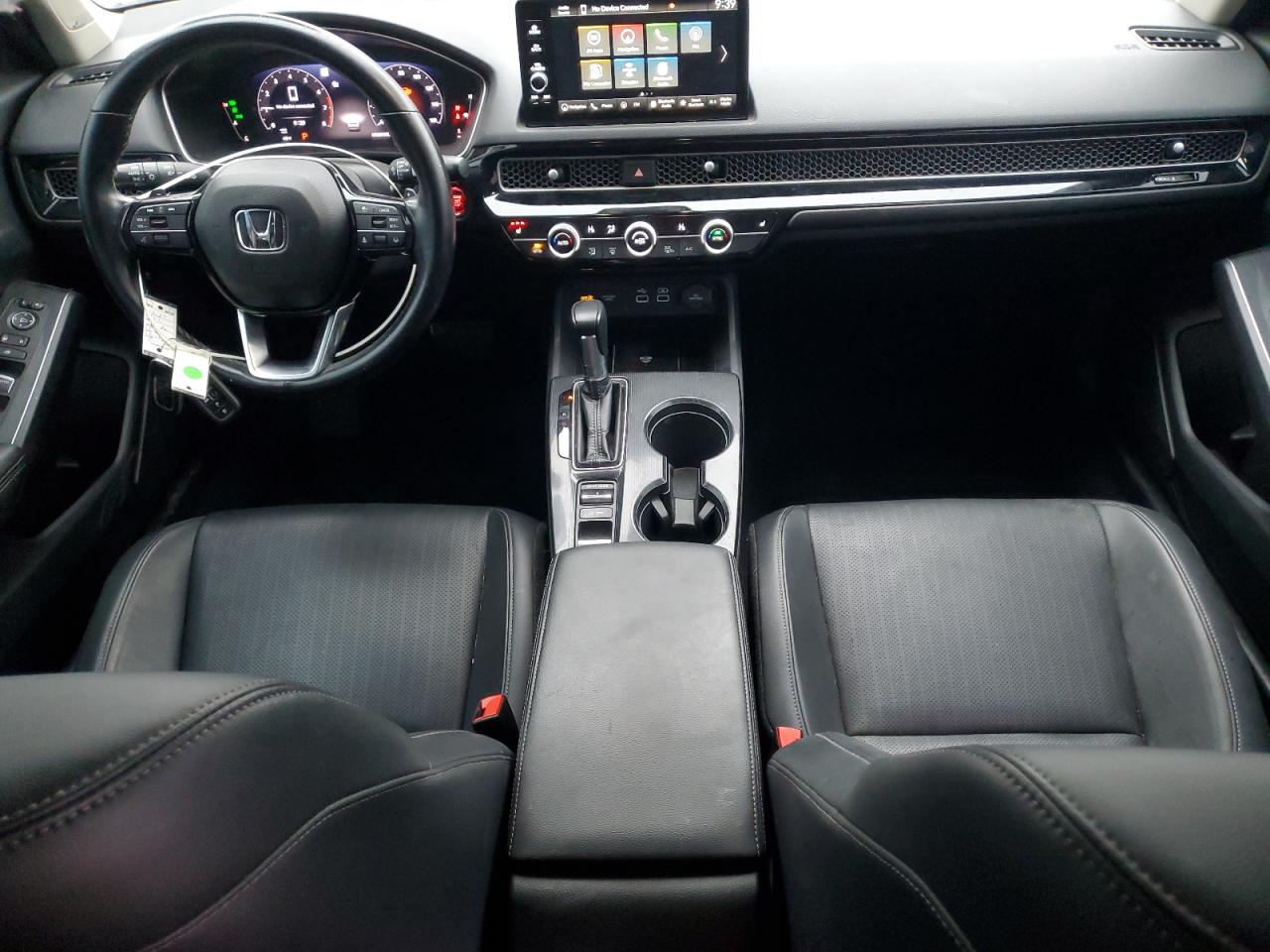 Honda Civic Touring Image 4