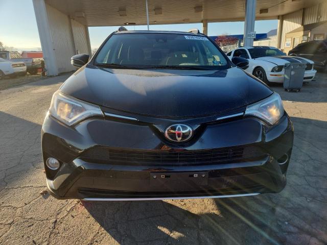 Toyota RAV4 Adventure Image 11