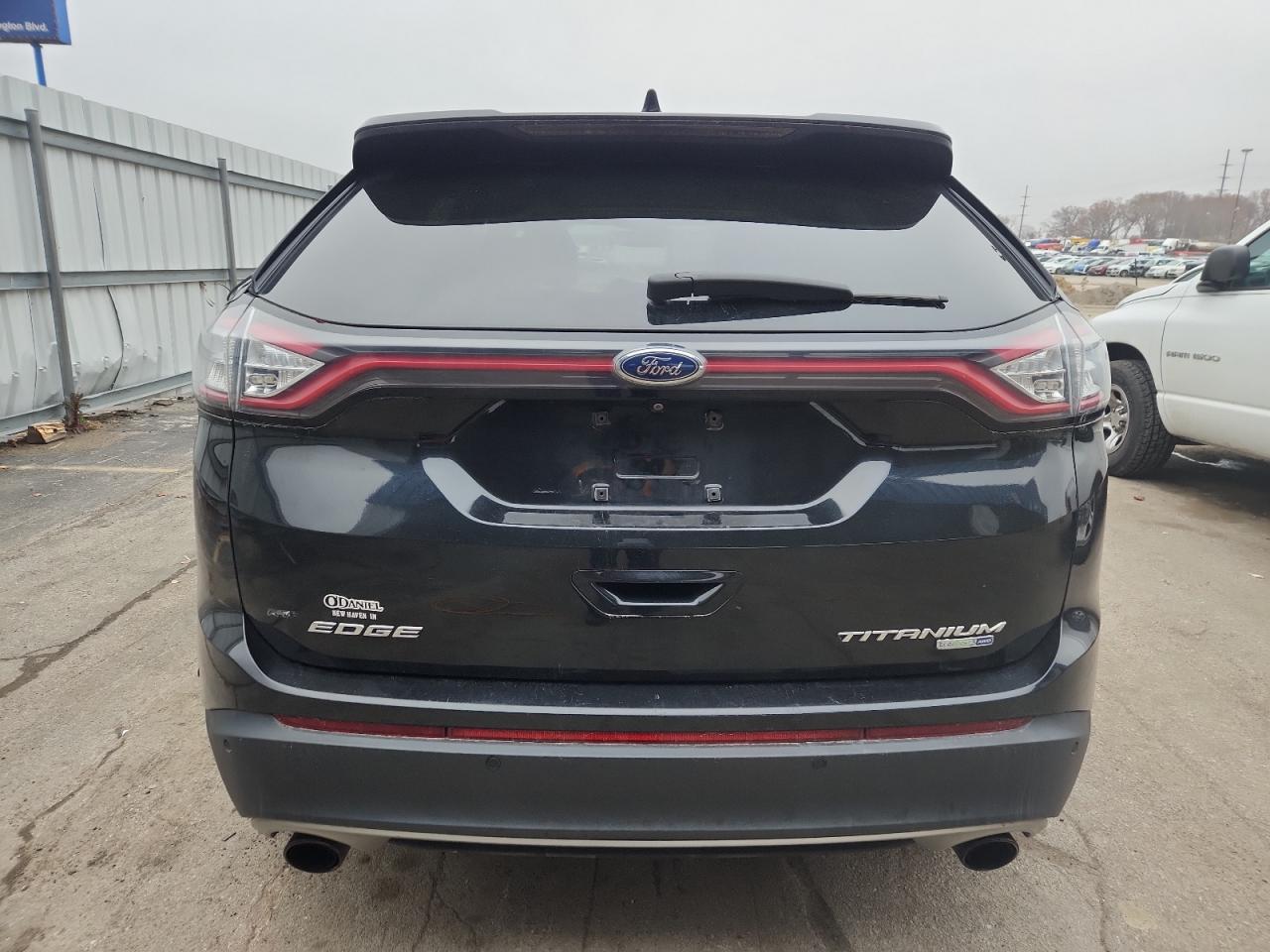 Ford Edge Titanium Image 6