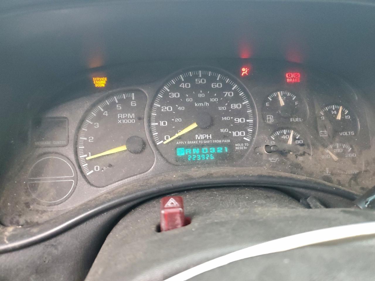 Chevrolet Silverado K1500 Image 11