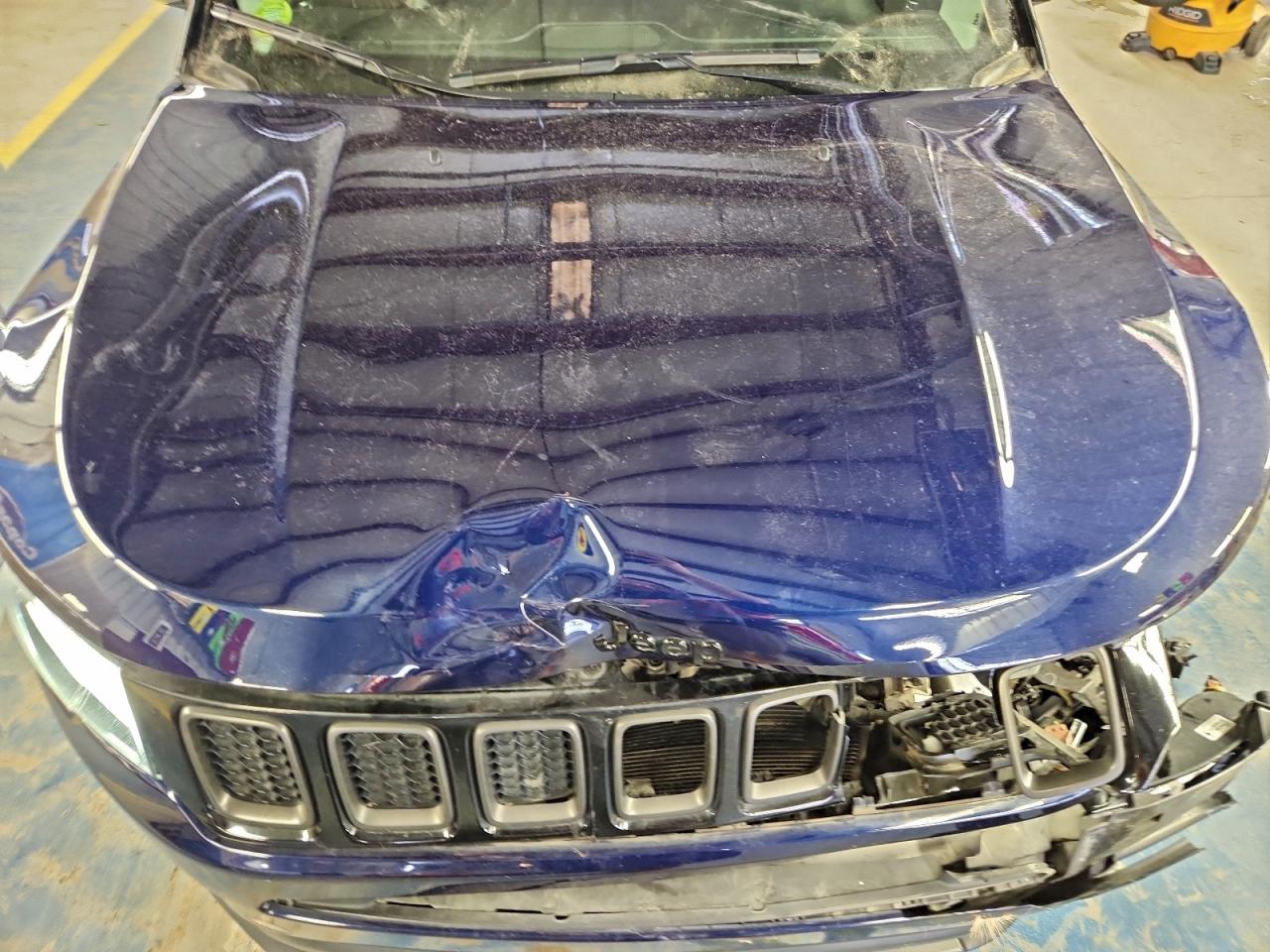 Jeep Compass Limited Image 12