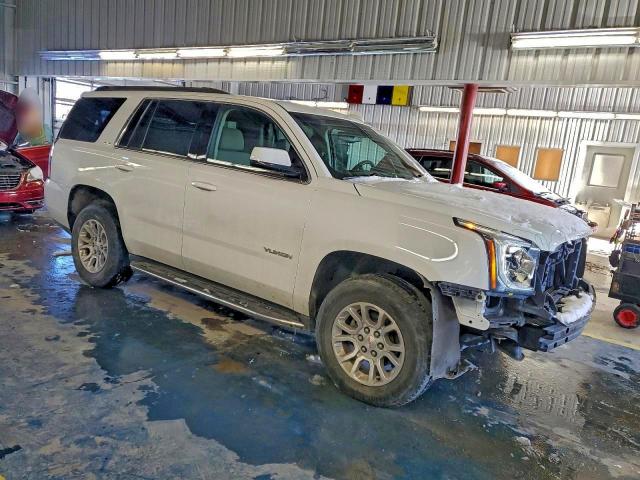 GMC Yukon Sle Image 8