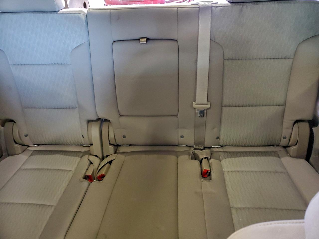 GMC Yukon Sle Image 10