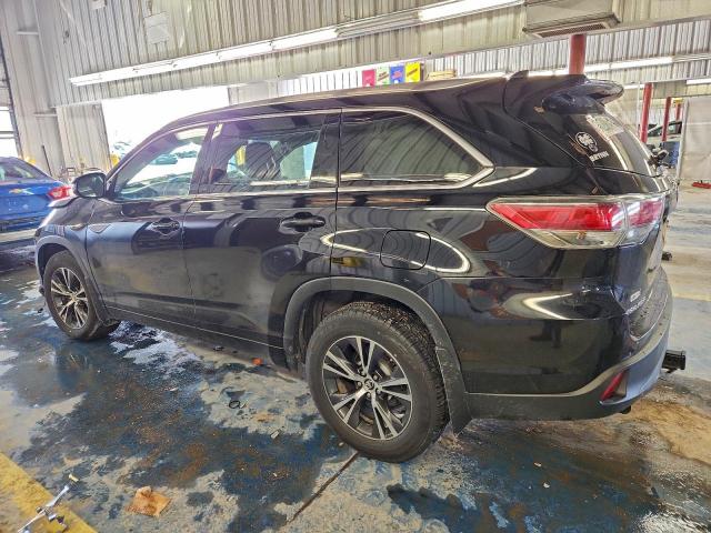 Toyota Highlander Xle Image 2