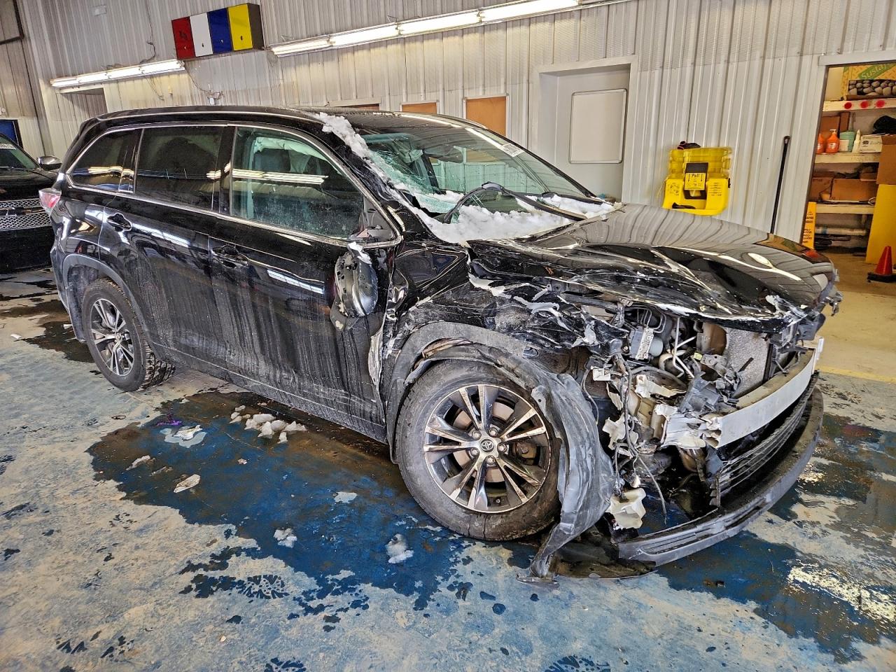 Toyota Highlander Xle Image 12