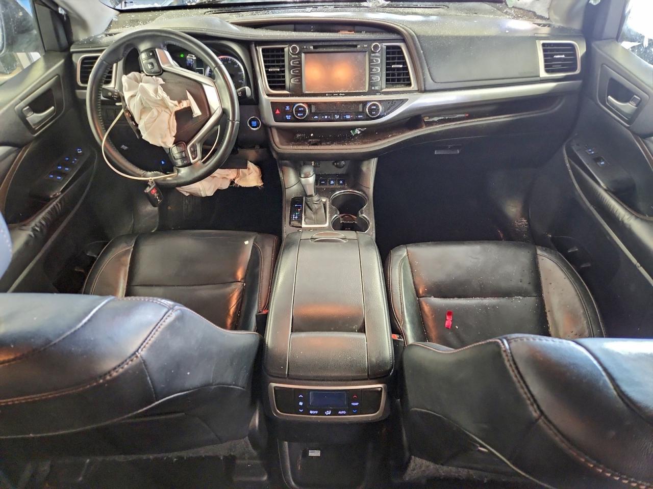 Toyota Highlander Xle Image 10