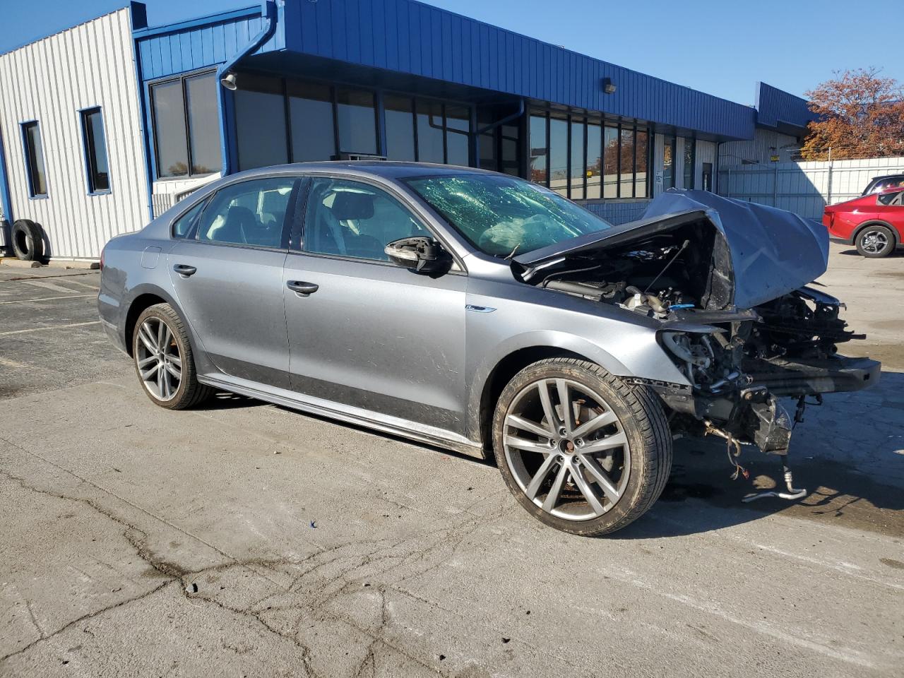 Volkswagen Passat S Image 4