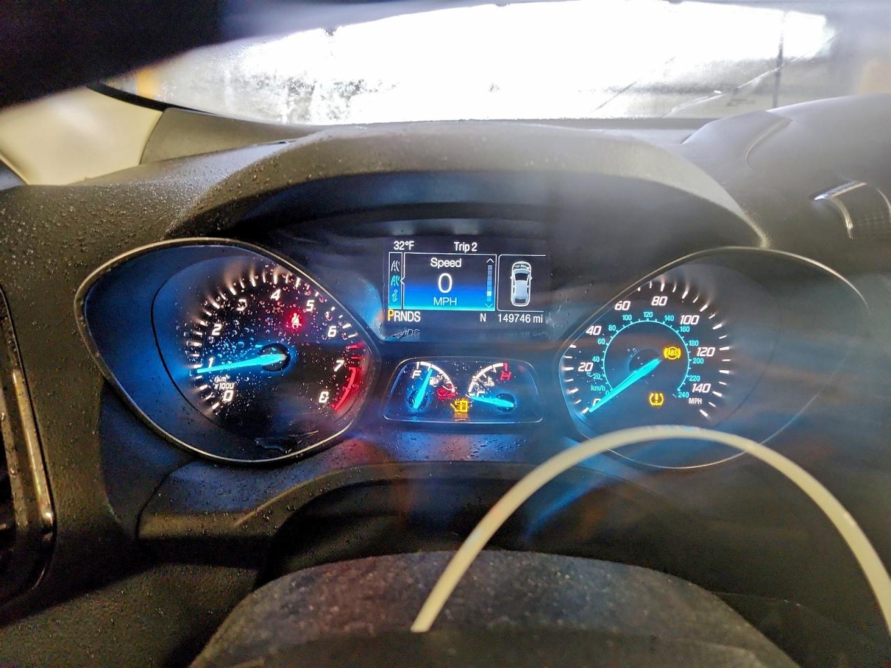 Ford Escape Titanium Image 11