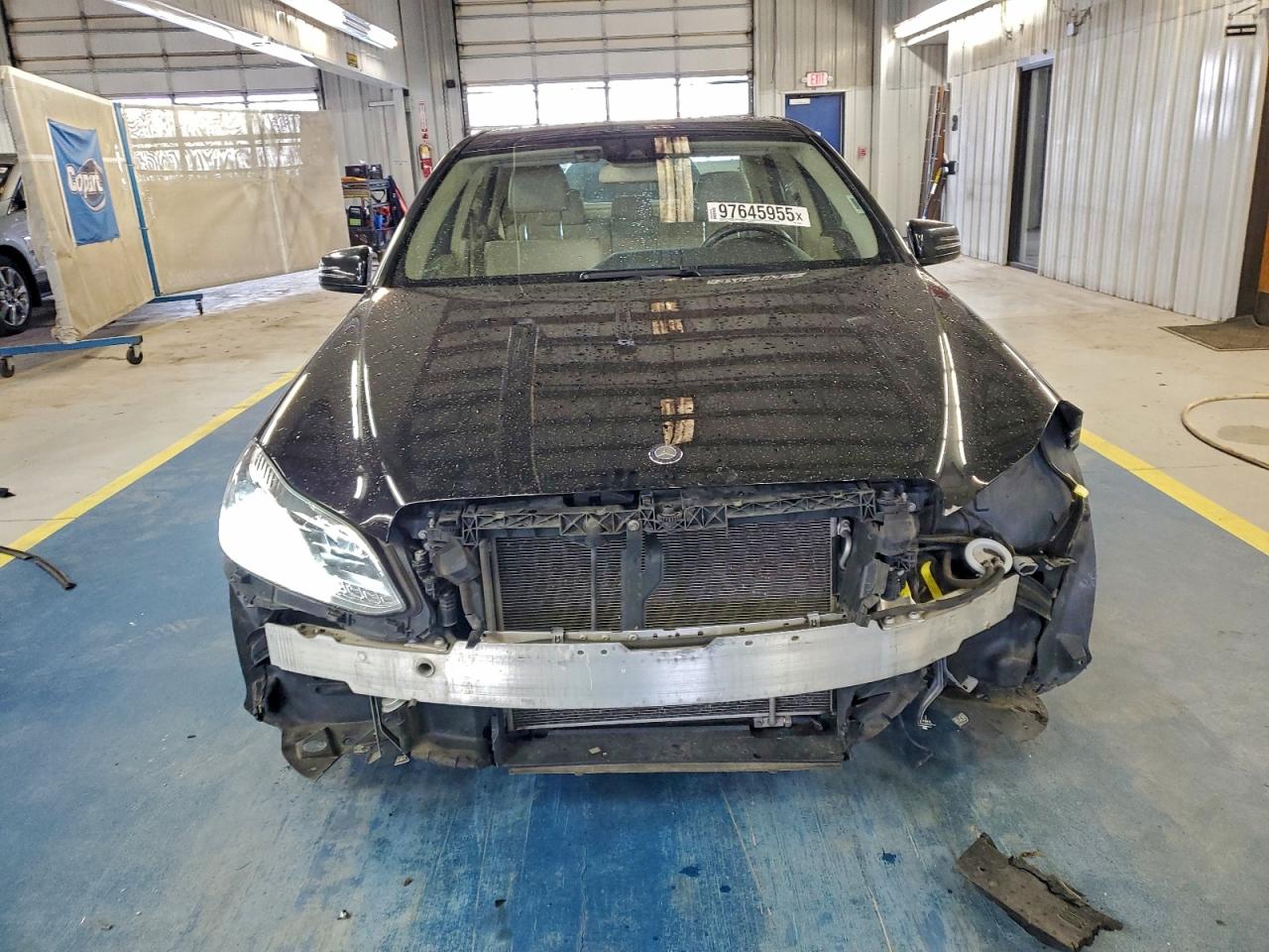 Mercedes-Benz E-Class 350 4matic Image 6