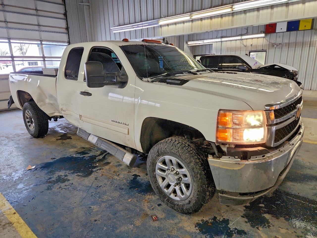 Chevrolet Silverado K2500 Heavy Duty Lt Image 10