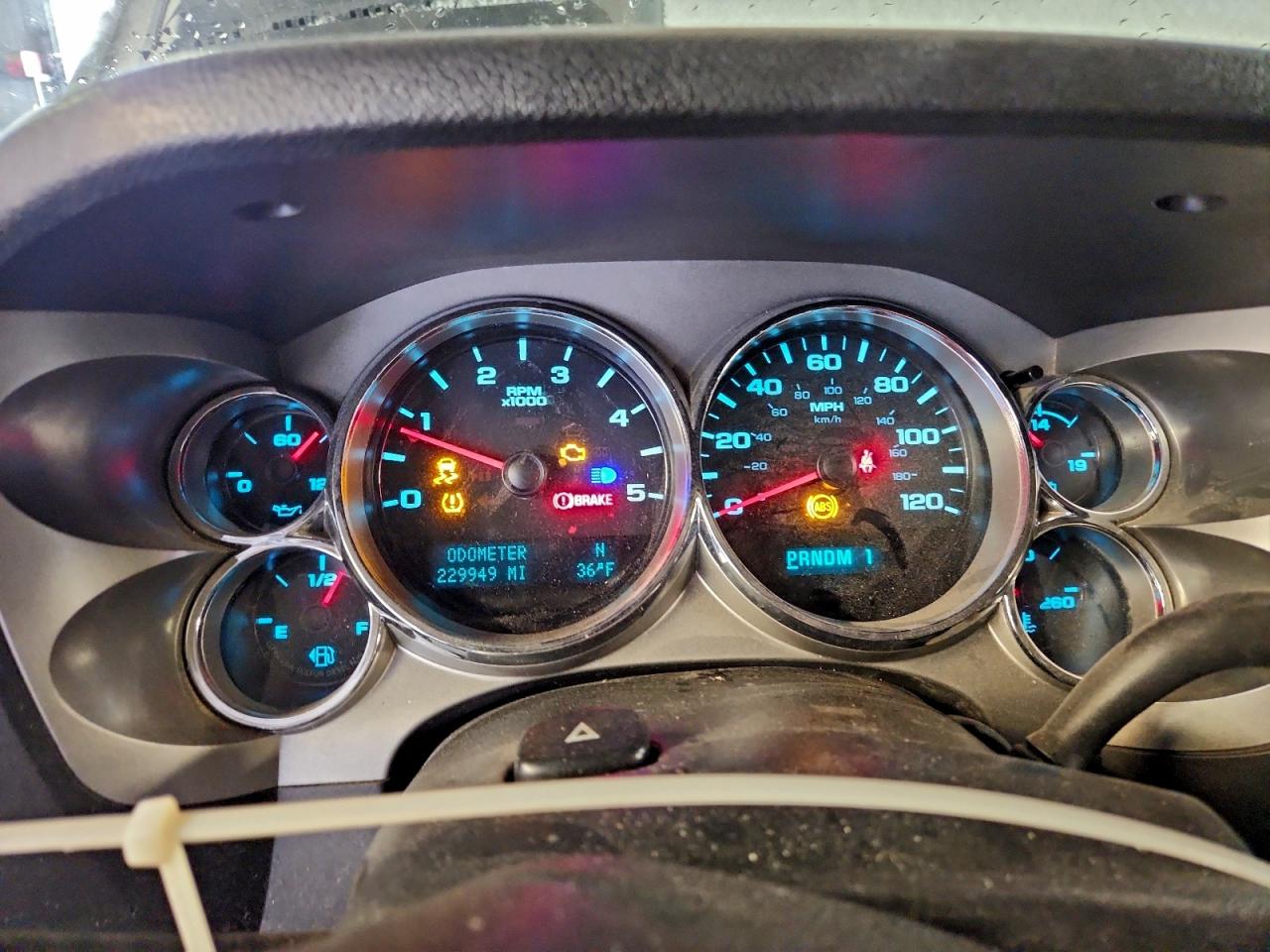 Chevrolet Silverado K2500 Heavy Duty Lt Image 8