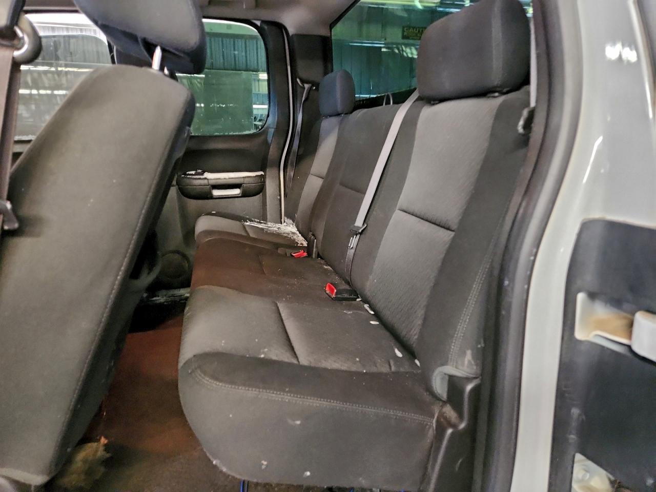 Chevrolet Silverado K2500 Heavy Duty Lt Image 3