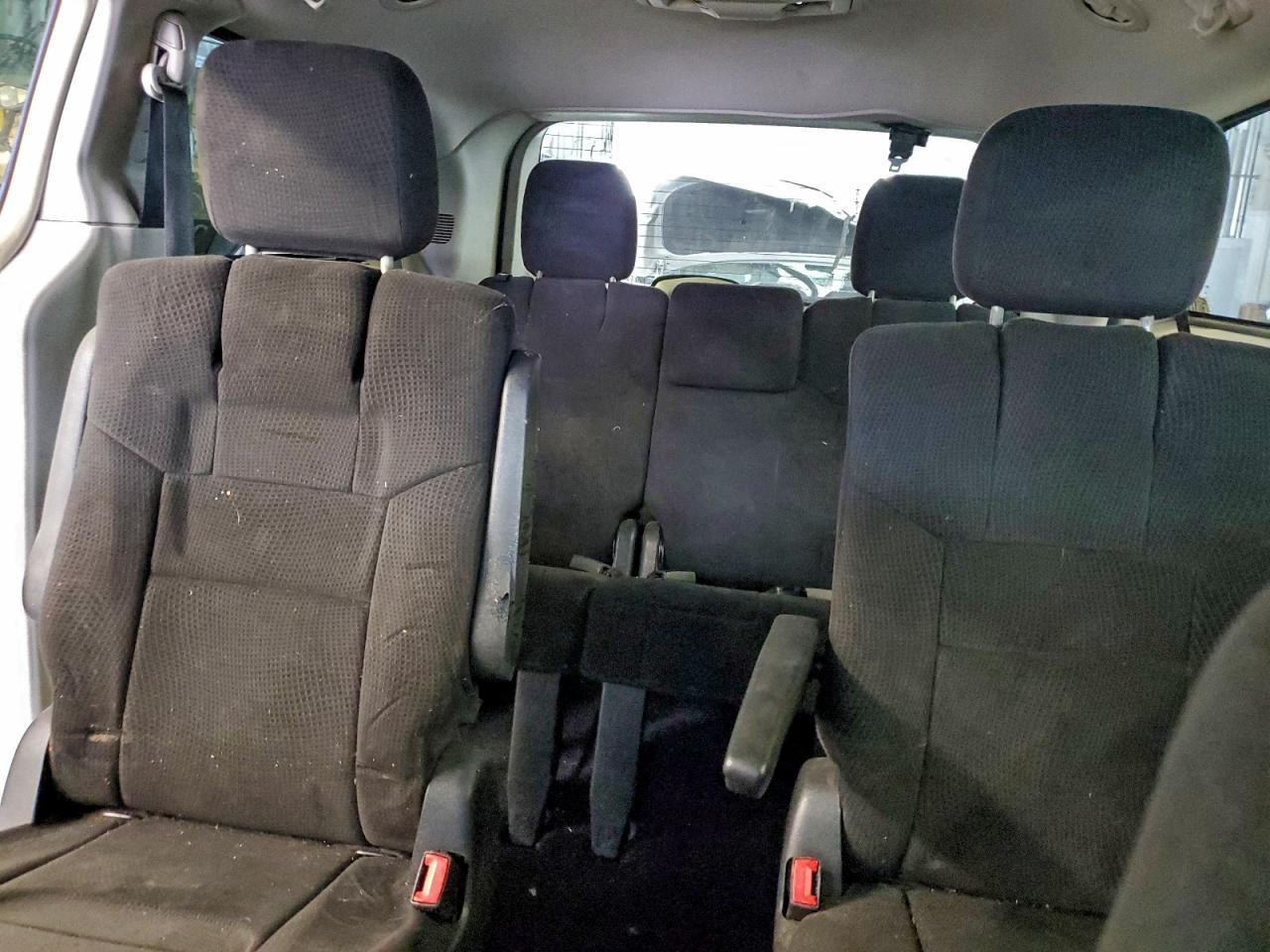 Dodge Caravan Crew Image 7