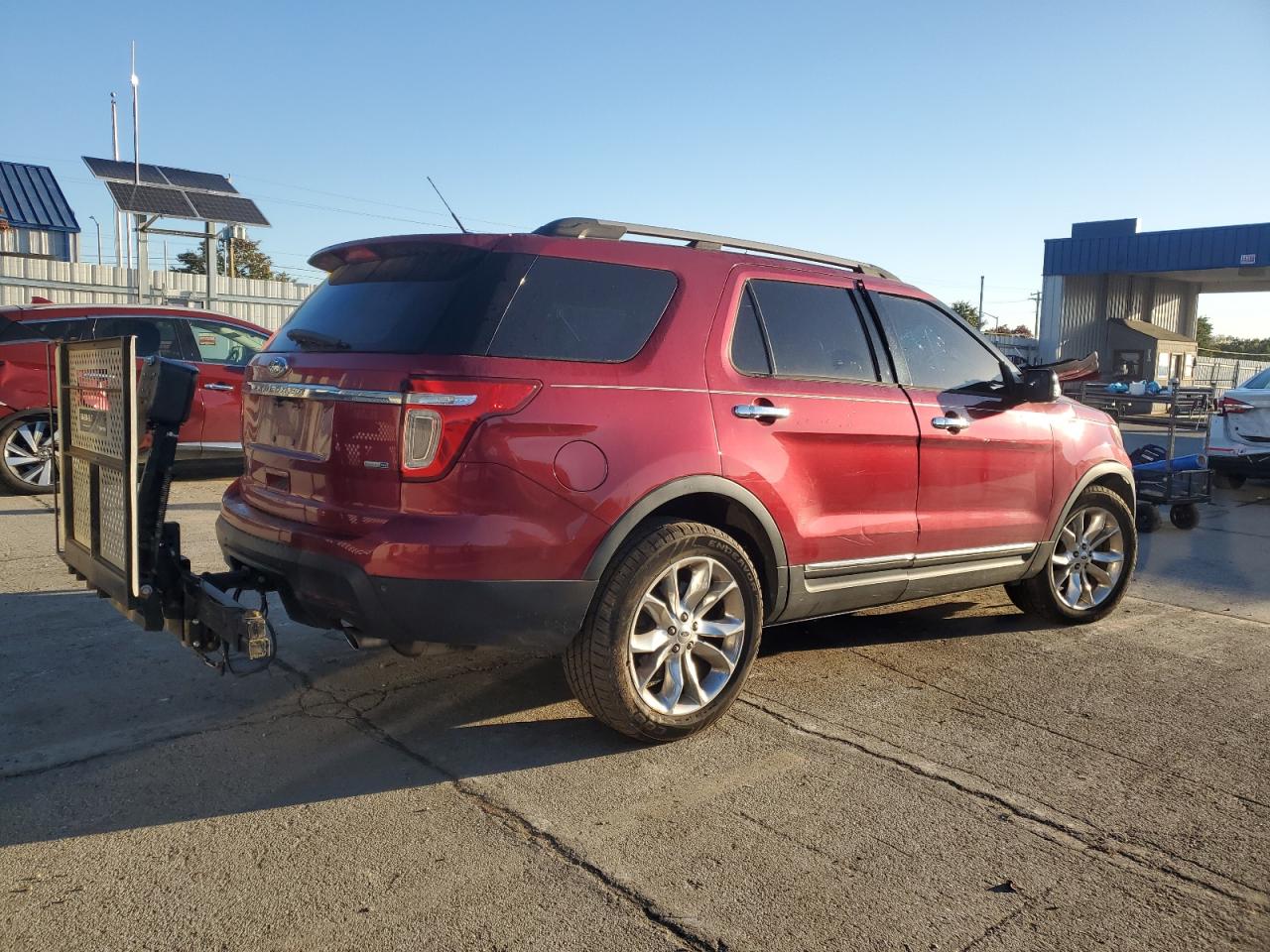 Ford Explorer Xlt Image 11
