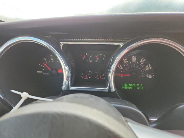 Ford Mustang Image 2