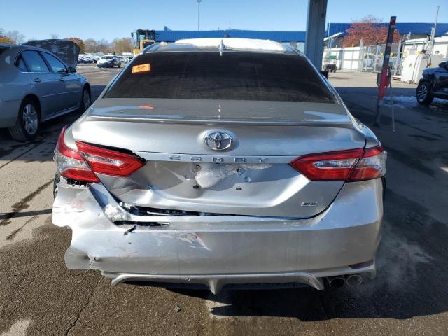 Toyota Camry L Image 7