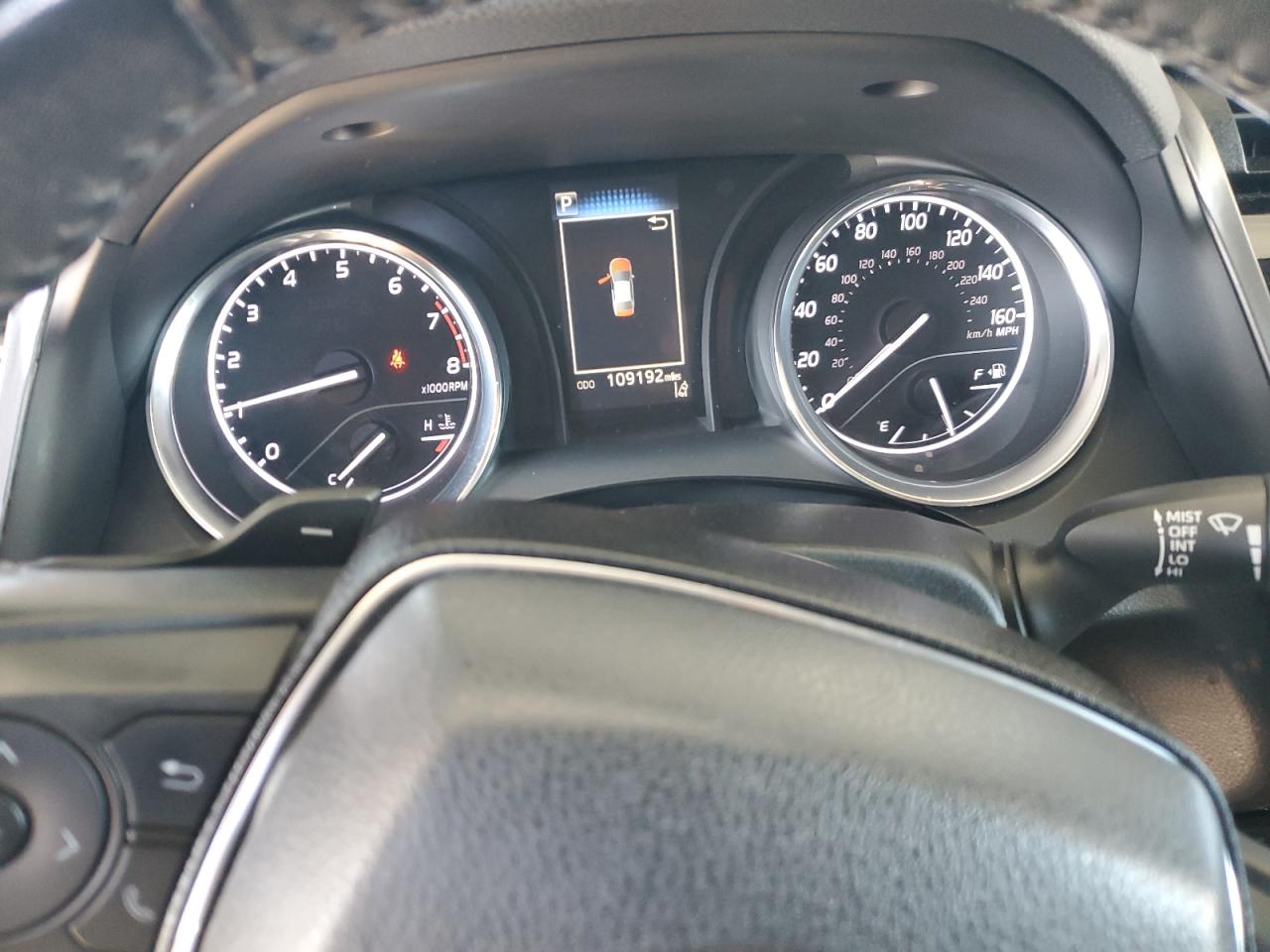 Toyota Camry L Image 6