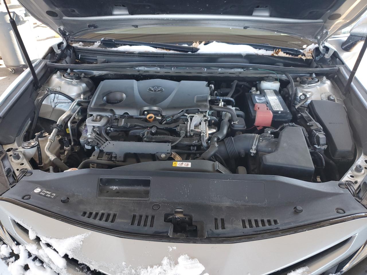 Toyota Camry L Image 9