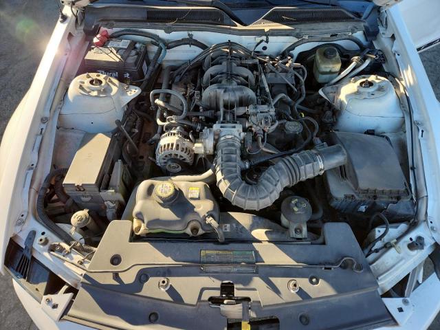 Ford Mustang Image 9