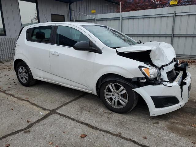 Chevrolet Sonic Lt Image 10