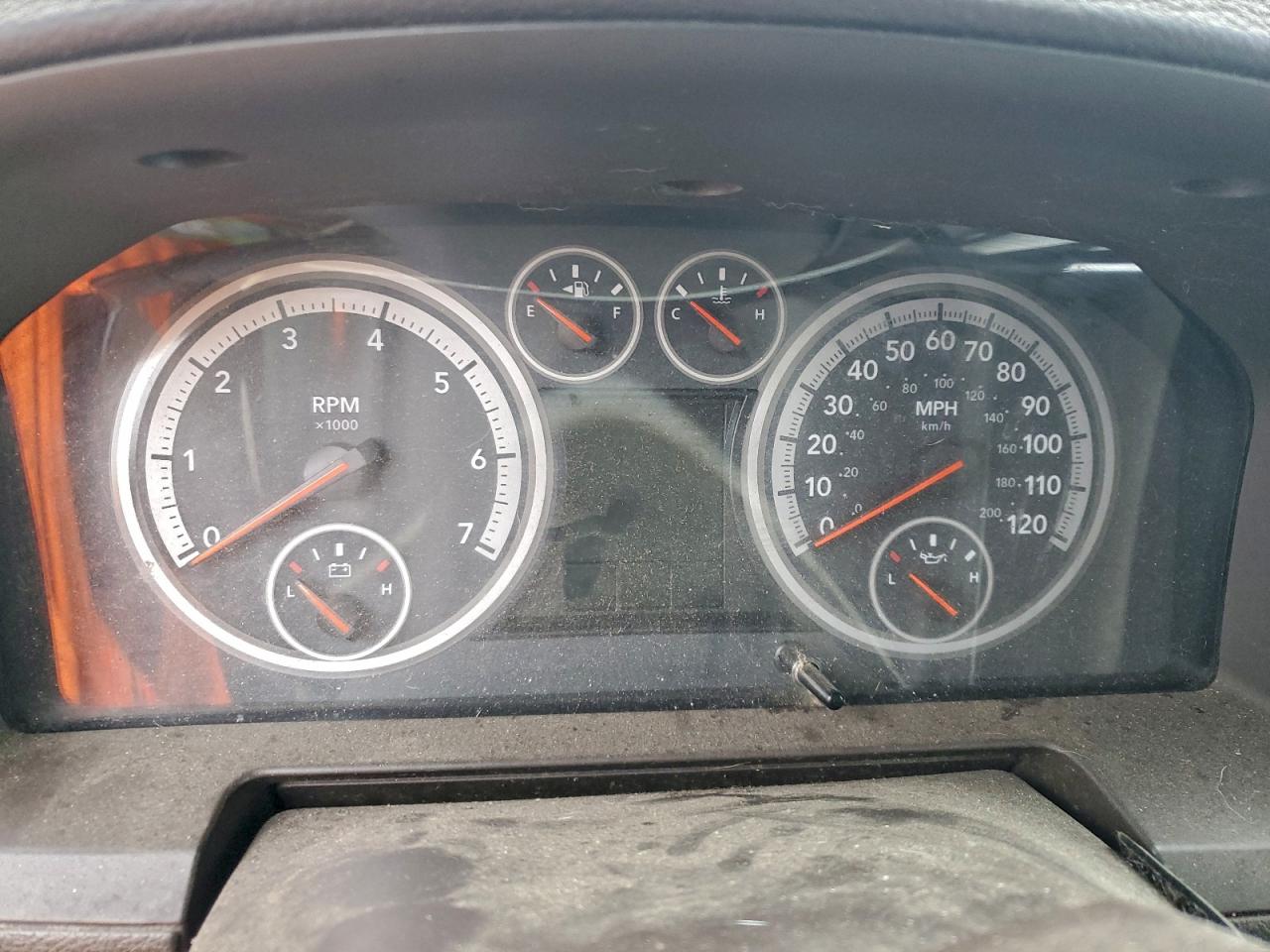 Dodge Ram 2500 Laramie Image 3