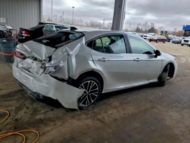 Toyota Camry Xse Image 5