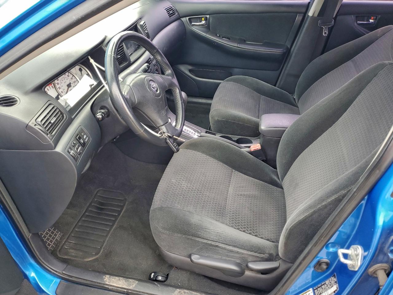 Toyota Corolla Ce Image 7