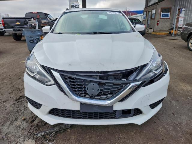 Nissan Sentra S Image 8