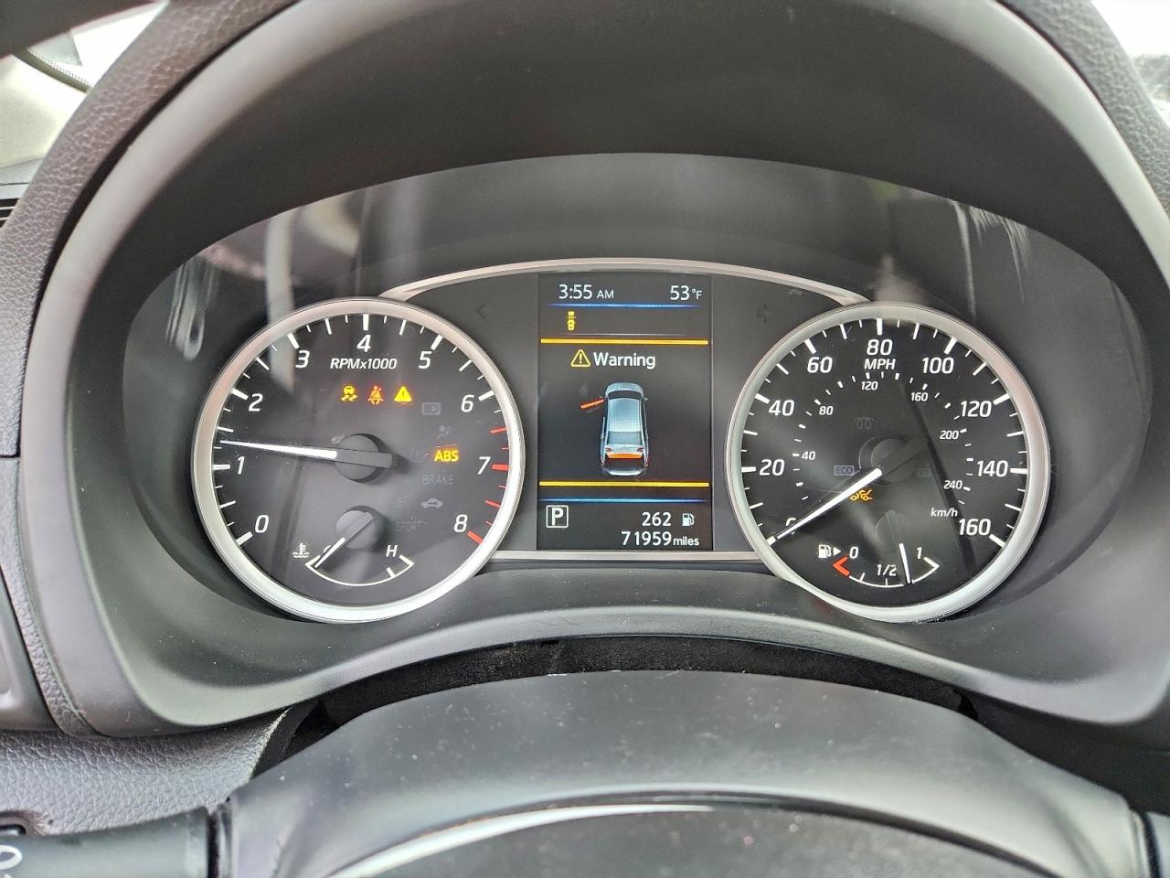 Nissan Sentra S Image 2